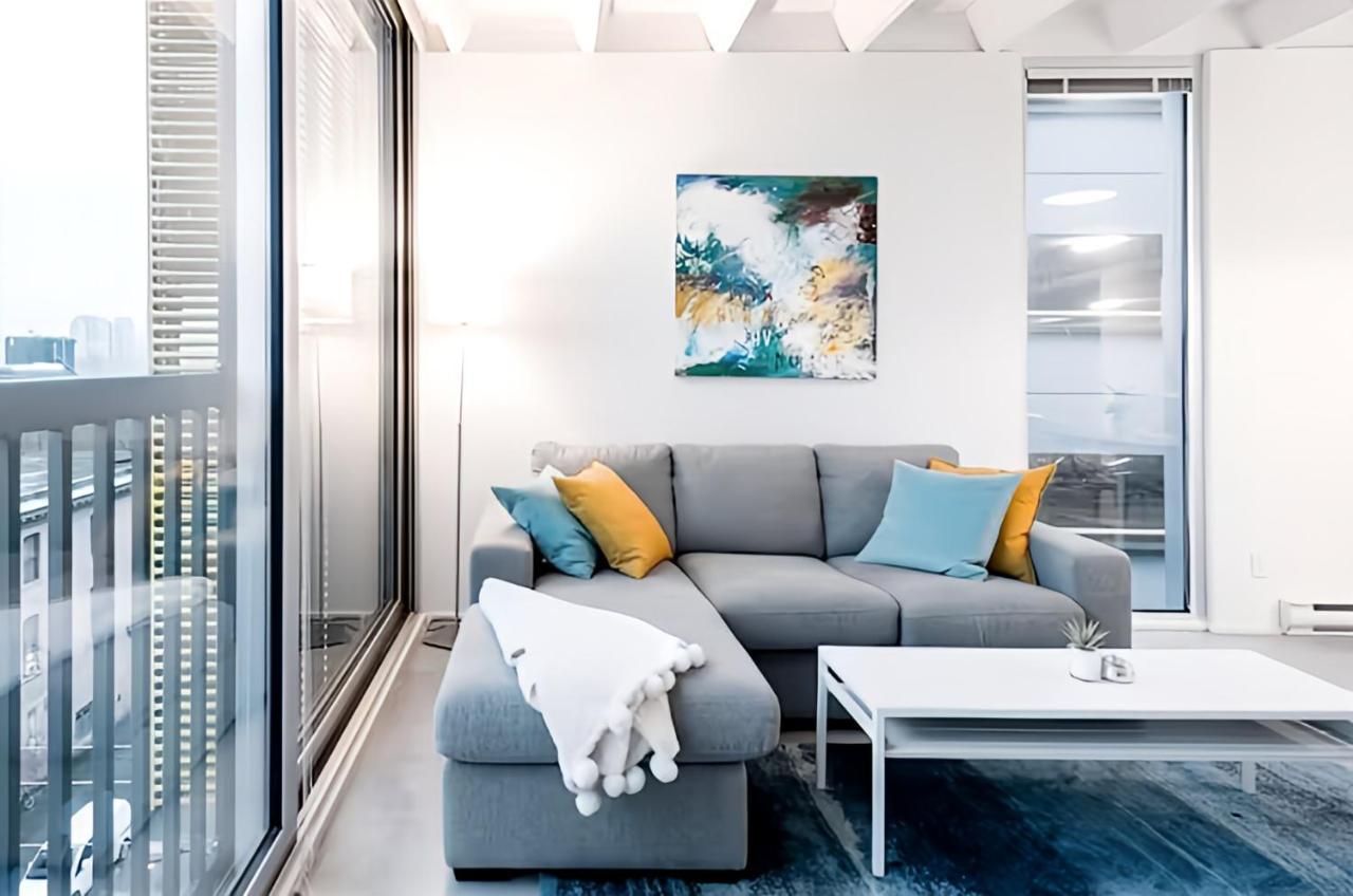 Modern, Bright & Central 1-Bed Downtown Apt Close To Rogers Arena Vancouver Exterior foto